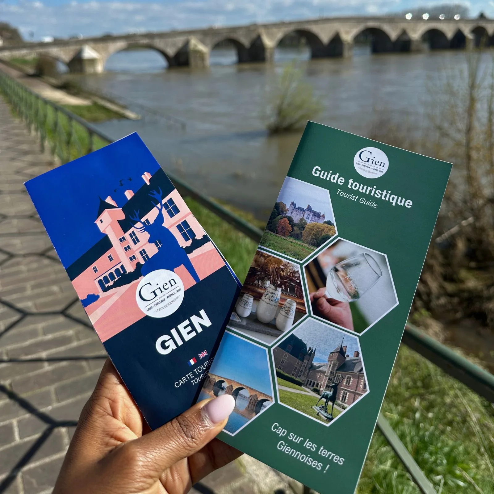 Guide et Carte touristique