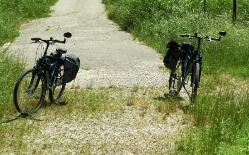 Cyclotourisme : nos engagements pour l’accueil des touristes à vélo